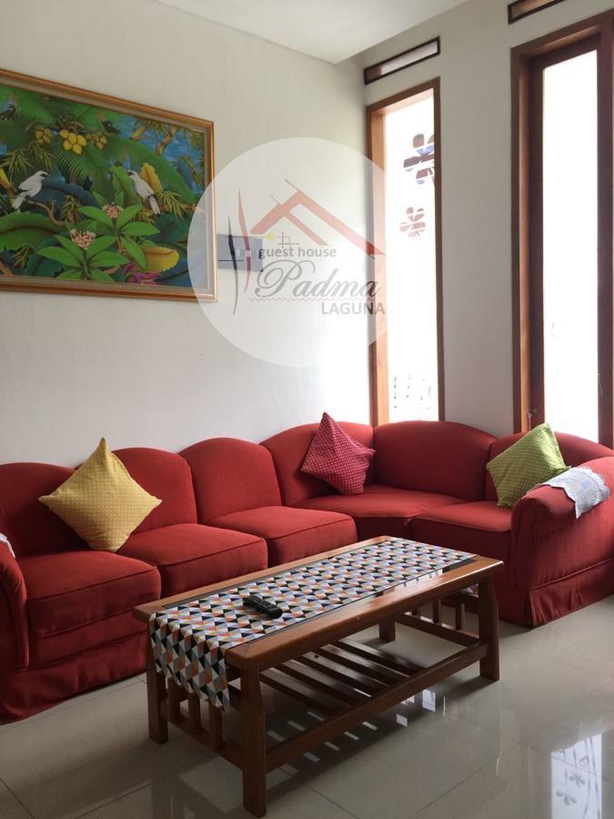 Padma Laguna Guesthouse Baturetno Екстер'єр фото